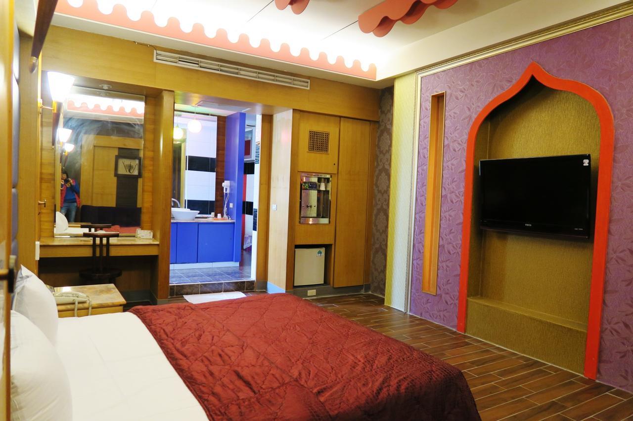 富晴汽車旅館fu Ching Motel Changhua City Exterior photo
